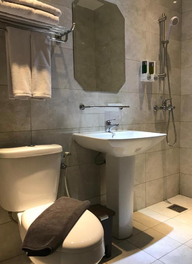 Arisu Hotel Serang